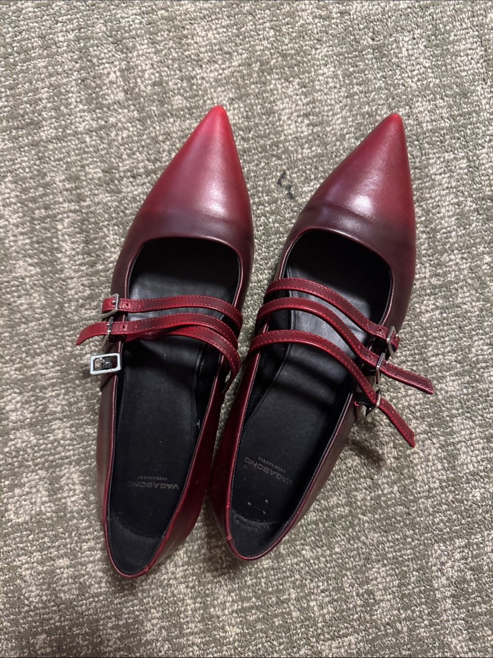 Women's Burgundy Pointed-Toe Mary Jane Flats